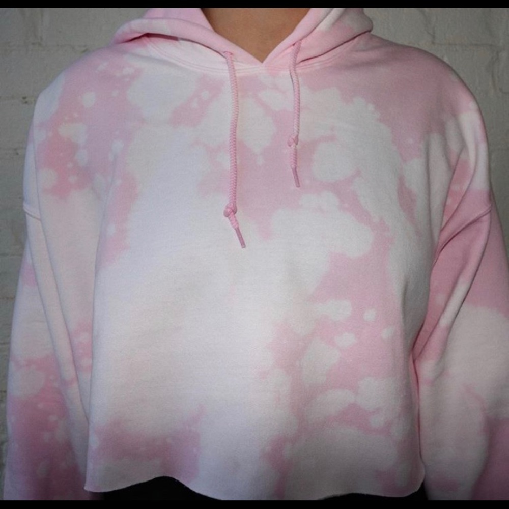 LIGHT PINK bleached crop hoodie